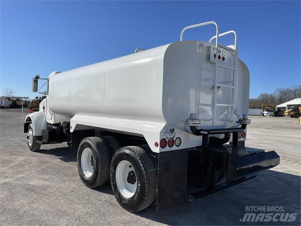 Peterbilt 330 급수차