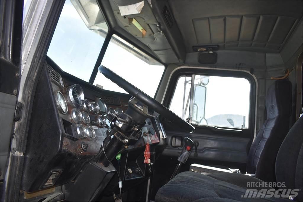 Peterbilt 379EXHD 덤프 트럭