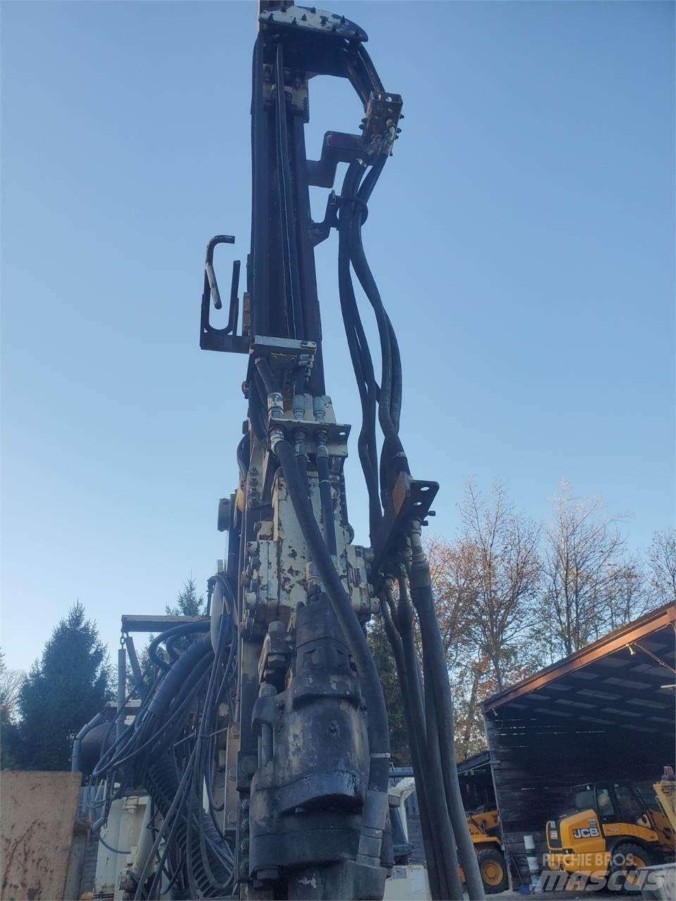 Reedrill R20 도로 굴착기