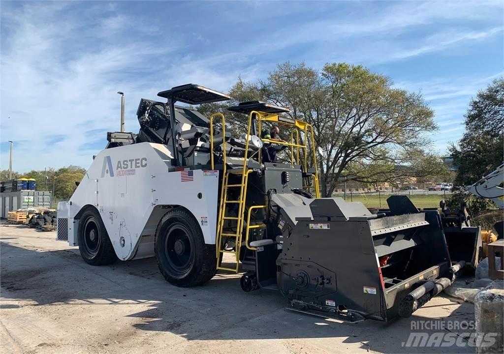 Roadtec SB3000 물자 수송 장비