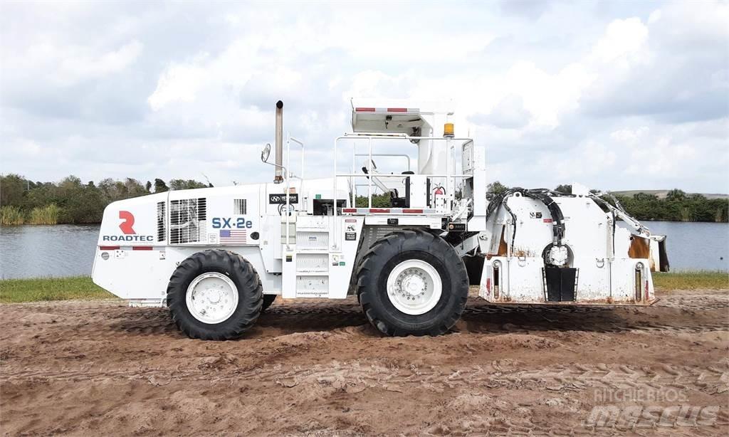 Roadtec SX2E 아스팔트 리사이클러