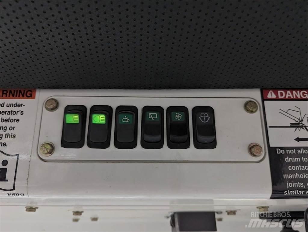 Roadtec SX6E 아스팔트 리사이클러
