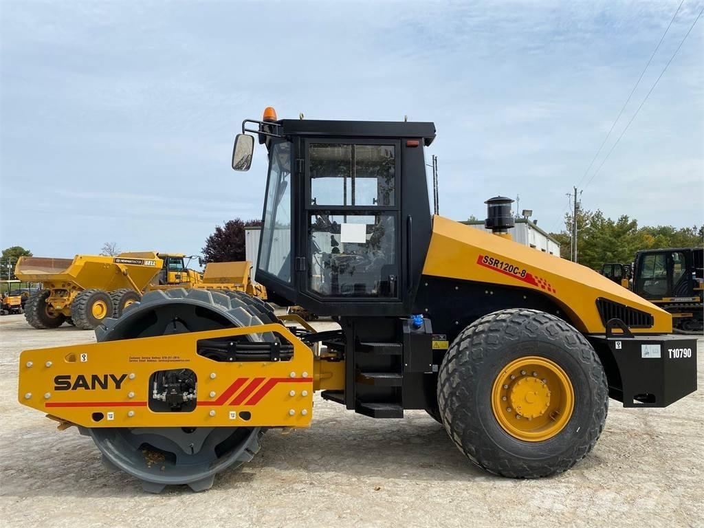 Sany SSR120C-8 트윈 드럼 롤러