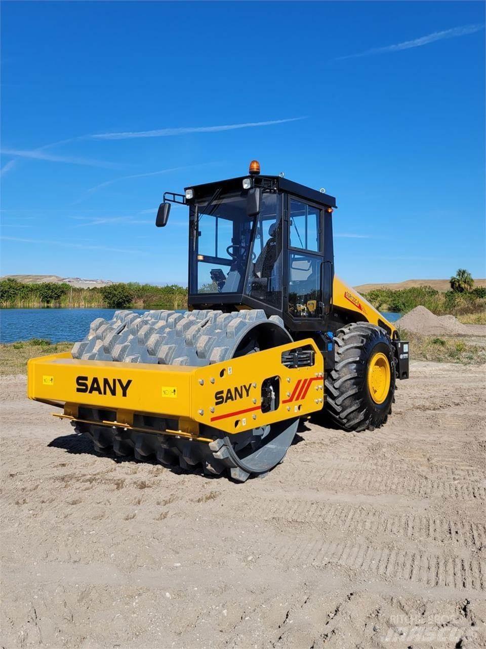 Sany SSR120C-8 폐기물 다짐기