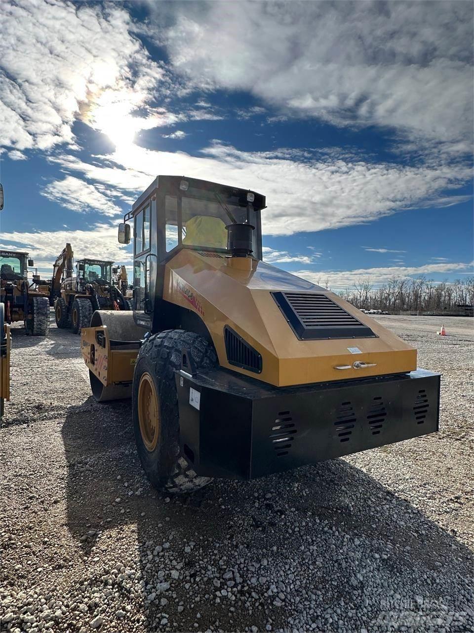 Sany SSR120C-8 트윈 드럼 롤러