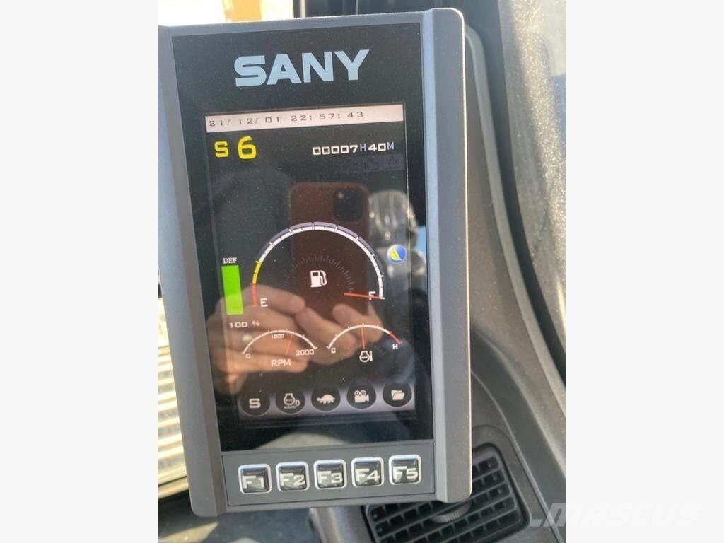 Sany SY215C LC 대형 굴삭기 29톤 이상
