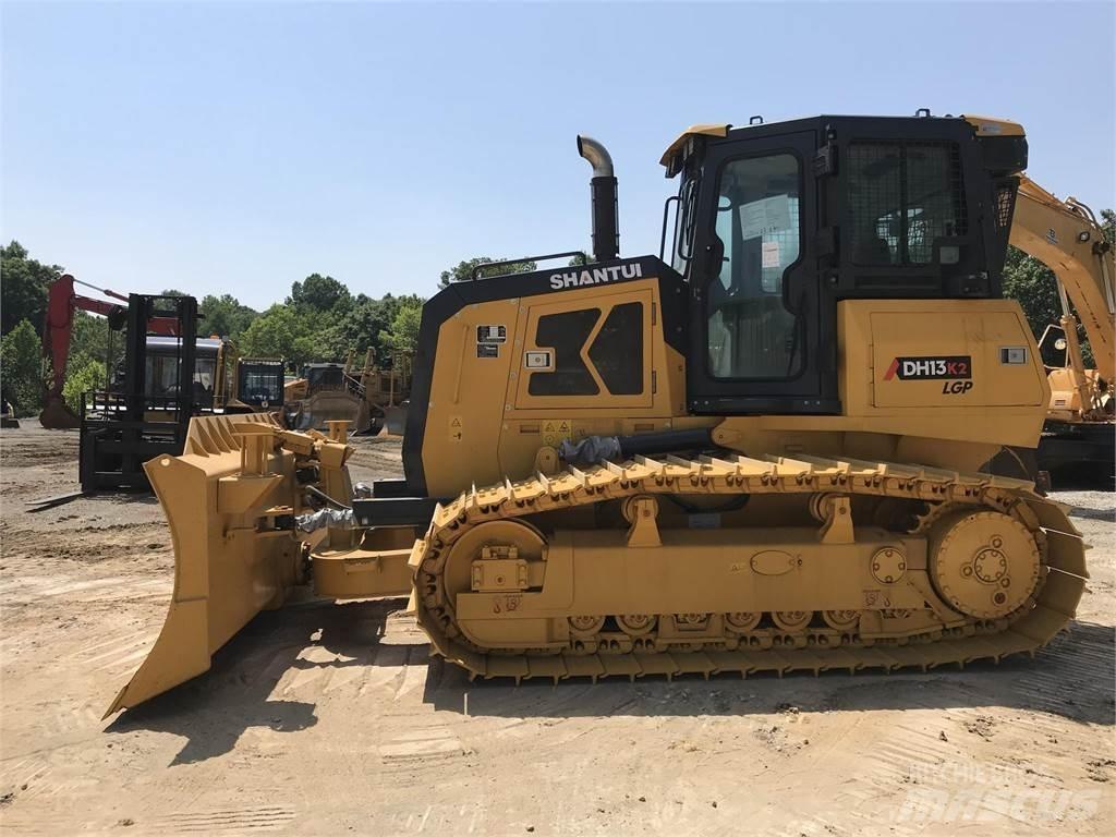 Shantui DH13K2 LGP 크롤러 도저