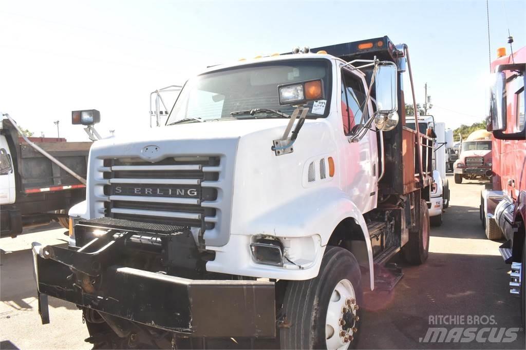 Sterling L7500 덤프 트럭