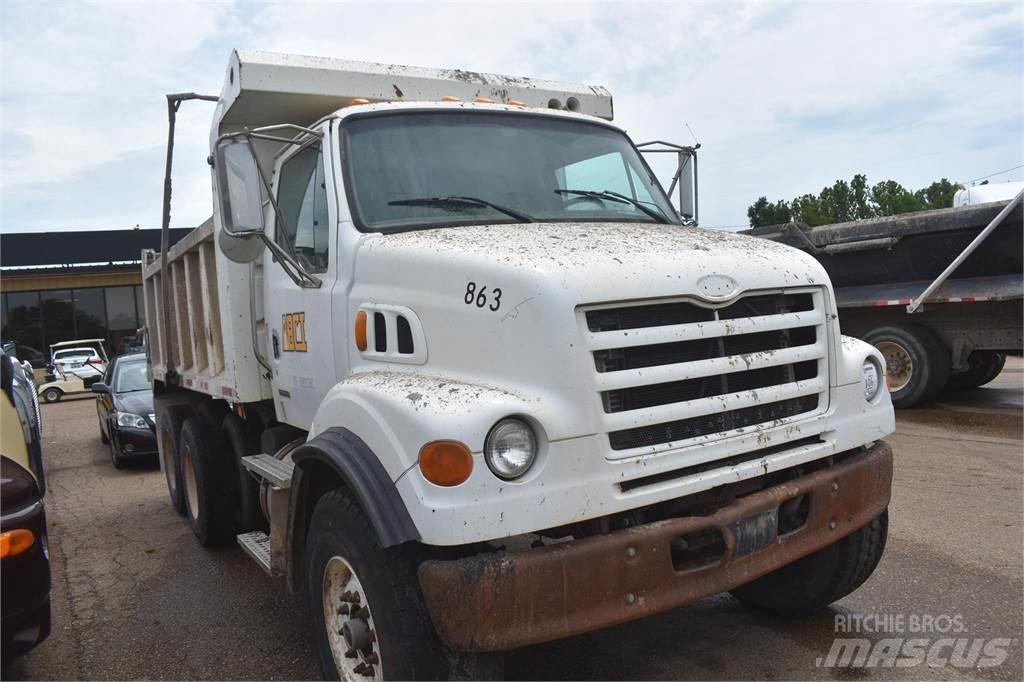 Sterling L7500 덤프 트럭