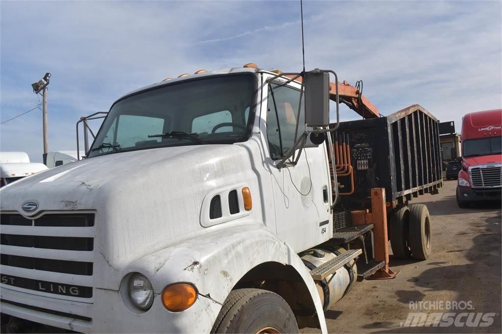Sterling L7500 크레인 트럭