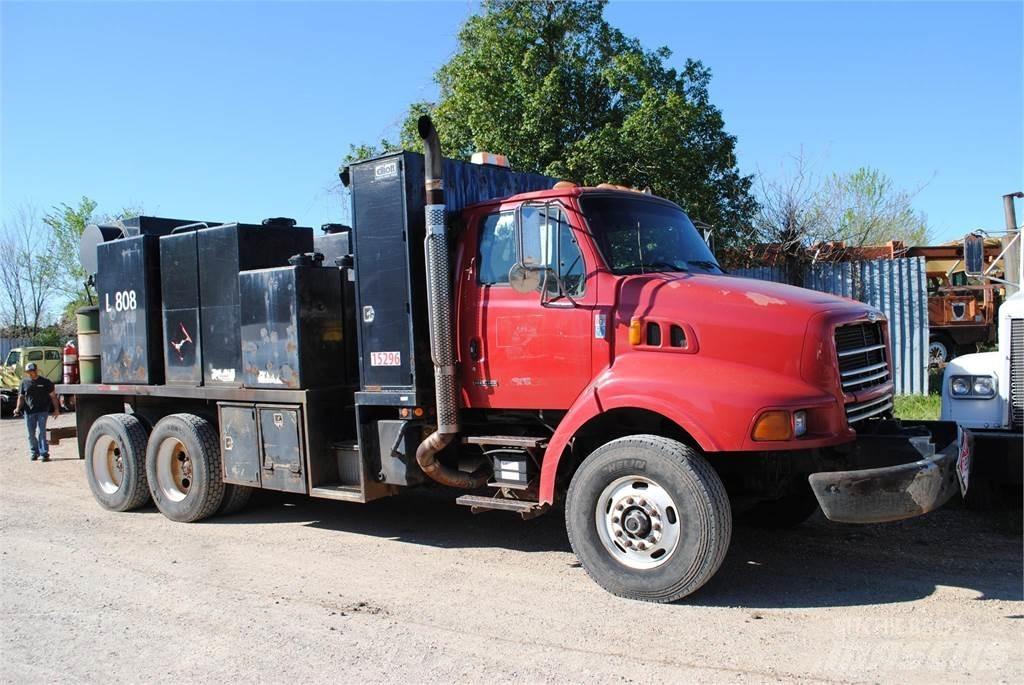 Sterling L8500 탱커 트럭
