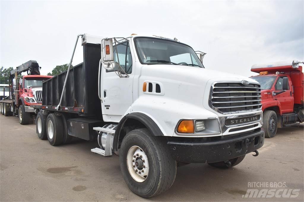 Sterling L9500 덤프 트럭