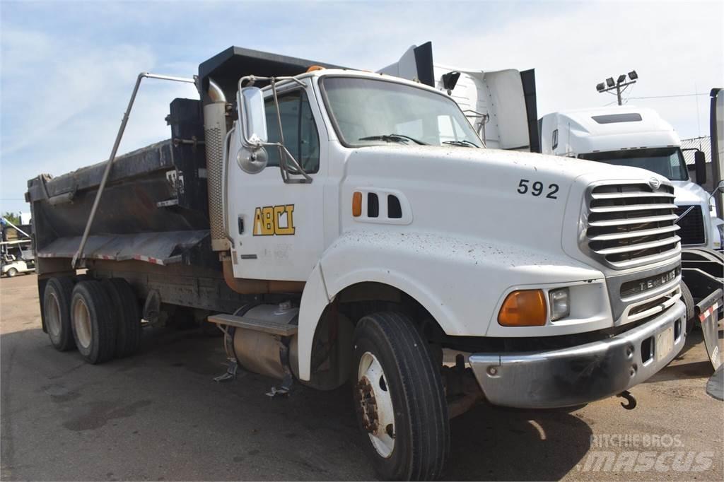 Sterling L9500 덤프 트럭