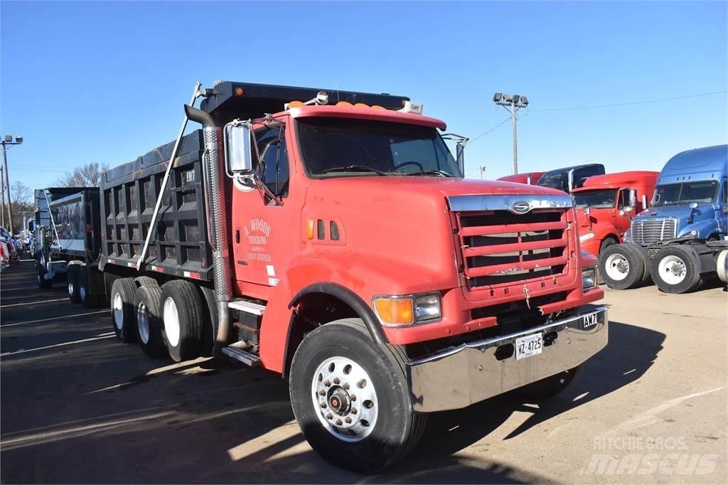 Sterling L9500 덤프 트럭