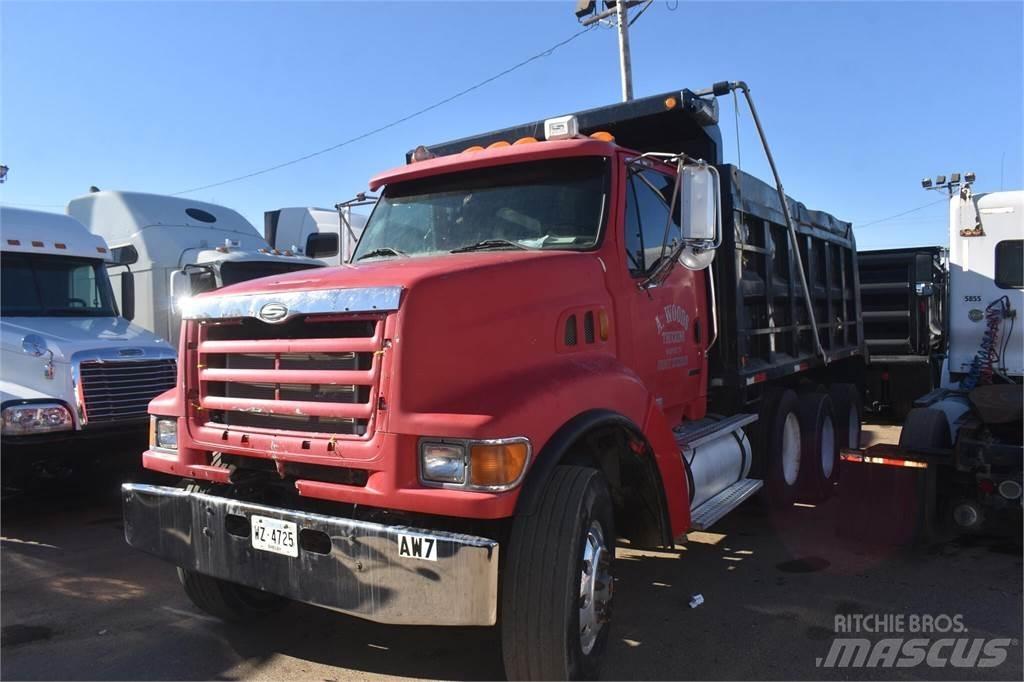 Sterling L9500 덤프 트럭
