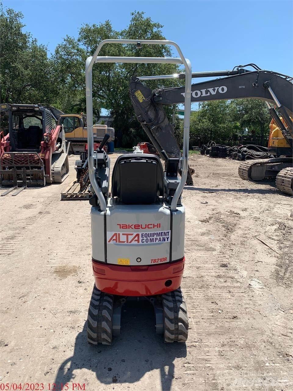 Takeuchi TB210R 소형 굴삭기 7톤 미만