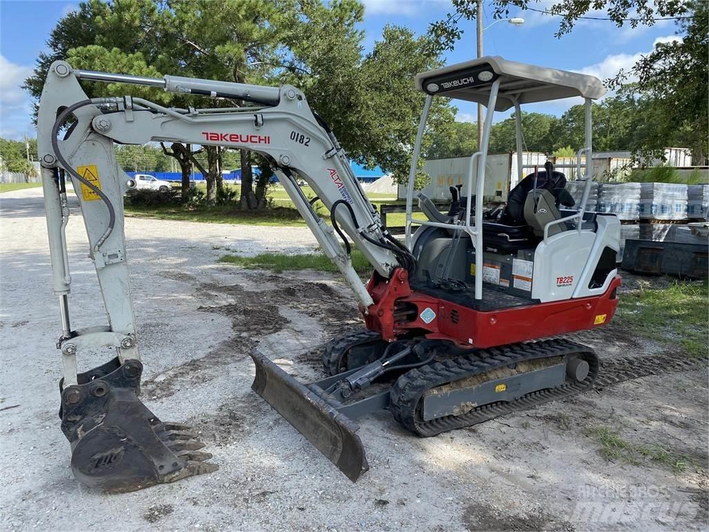 Takeuchi TB225 소형 굴삭기 7톤 미만