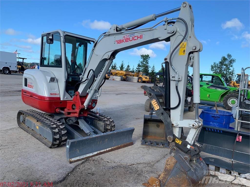 Takeuchi TB235-2 소형 굴삭기 7톤 미만