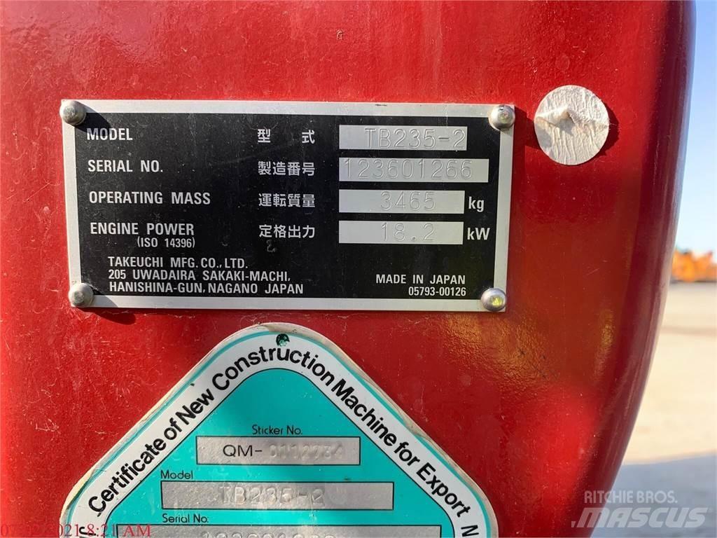 Takeuchi TB235-2 소형 굴삭기 7톤 미만