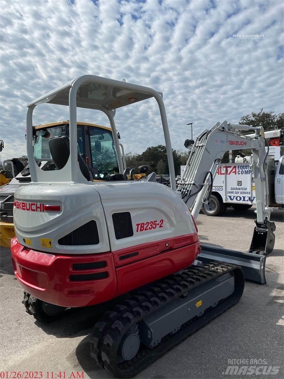 Takeuchi TB235-2 소형 굴삭기 7톤 미만