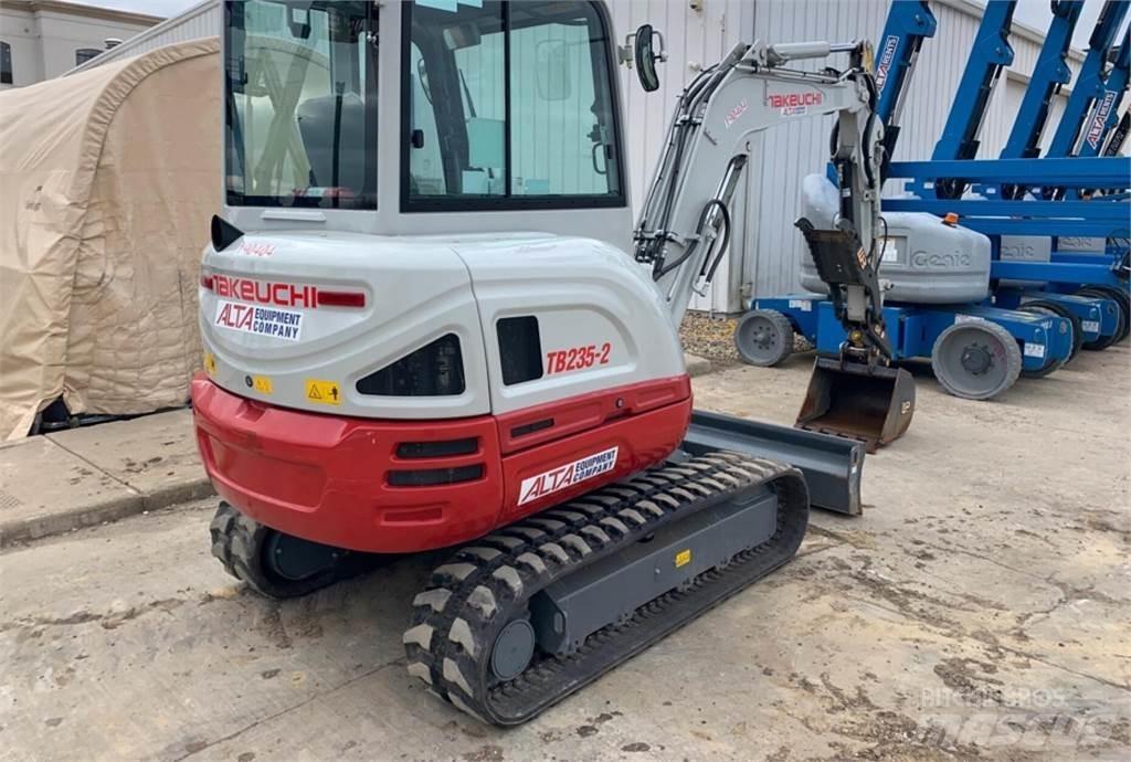 Takeuchi TB235-2 소형 굴삭기 7톤 미만