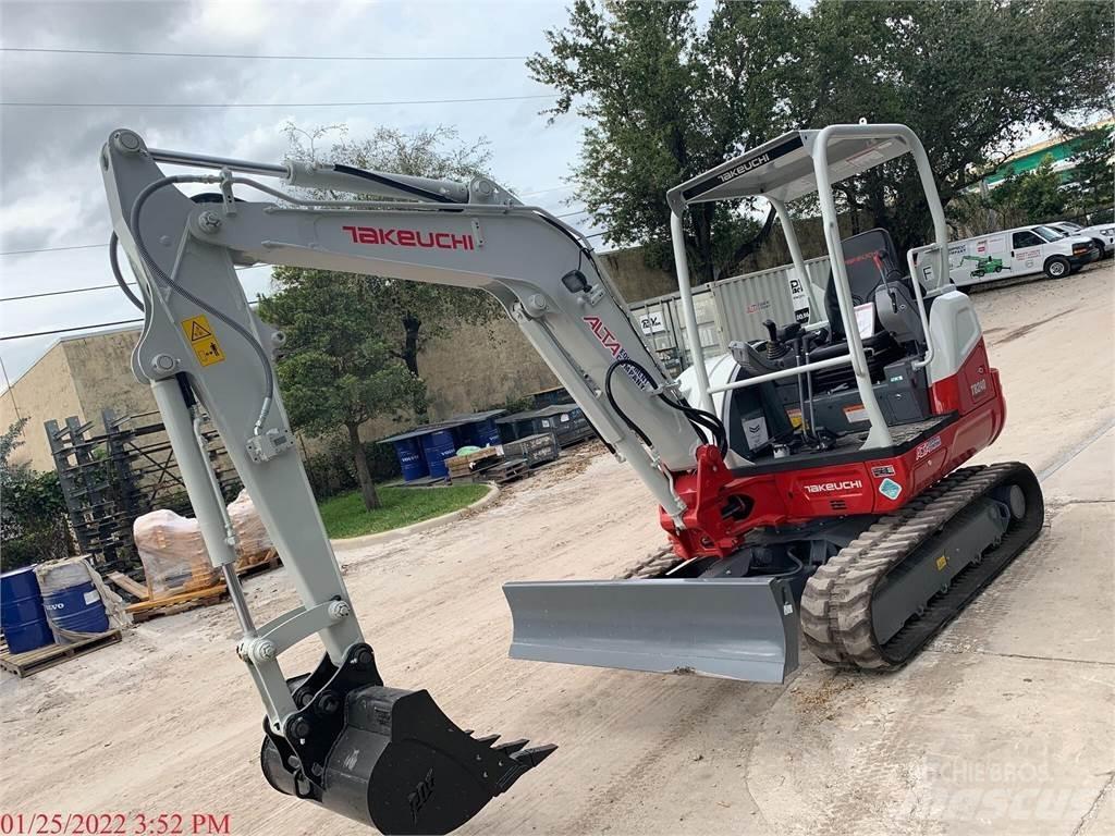 Takeuchi TB240 소형 굴삭기 7톤 미만