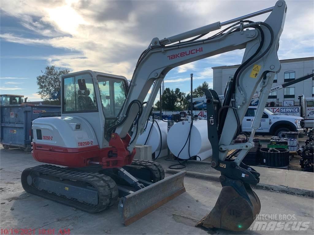 Takeuchi TB250-2 소형 굴삭기 7톤 미만