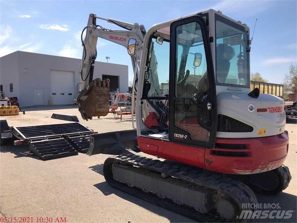 Takeuchi TB250-2 소형 굴삭기 7톤 미만