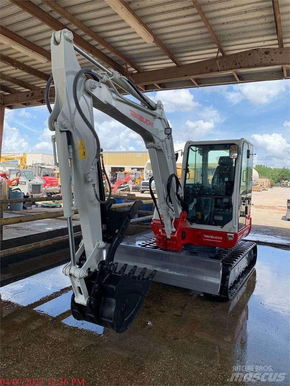 Takeuchi TB250-2 소형 굴삭기 7톤 미만