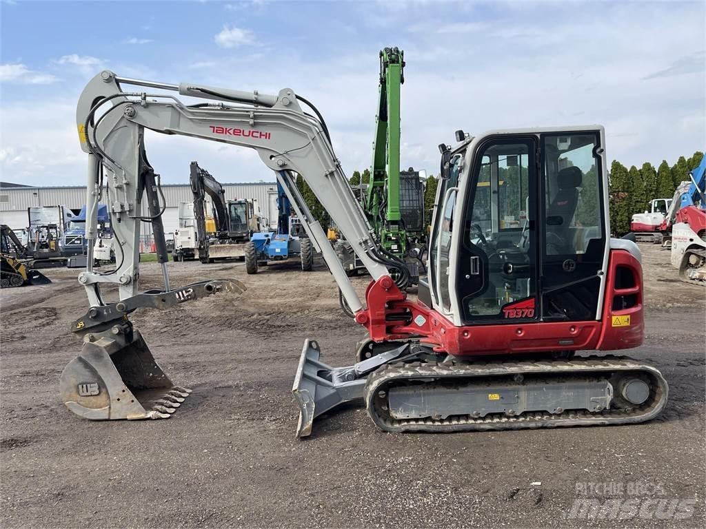 Takeuchi TB370 대형 굴삭기 29톤 이상