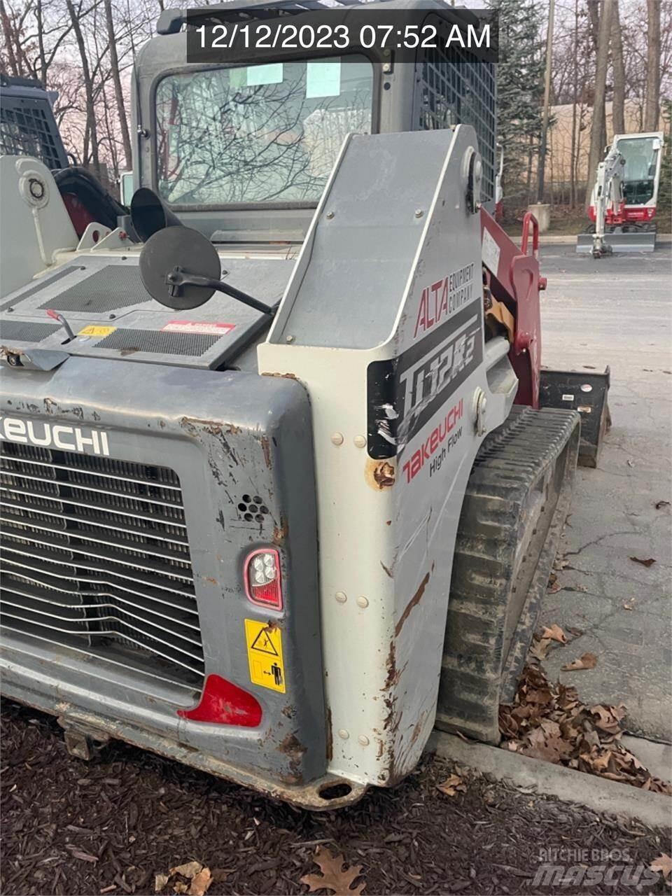 Takeuchi TL12R2  스키드로더