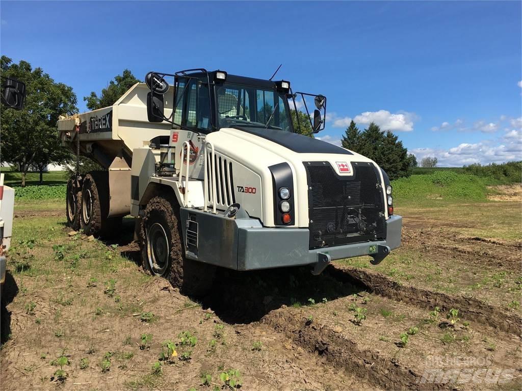 Terex TA300 연결식 홀러