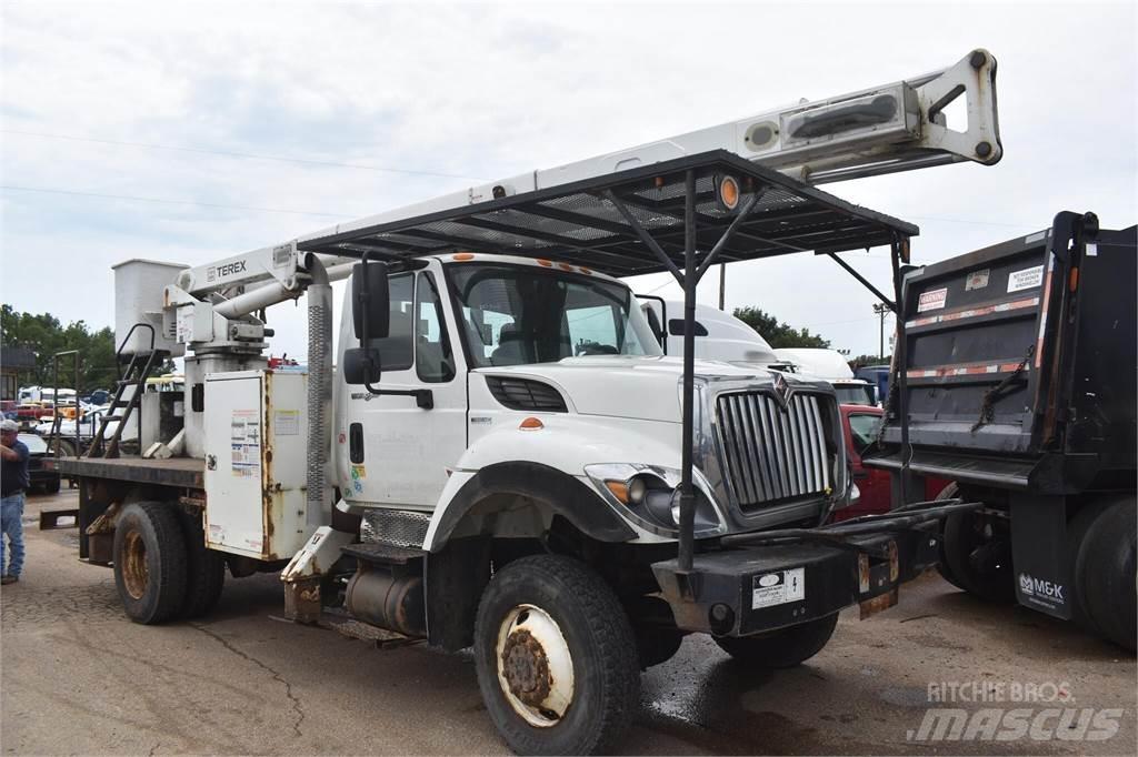 Terex XT PRO 60 트럭 탑재 고소작업대