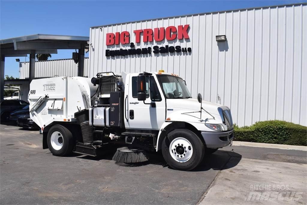 Tymco 600 도로 청소차