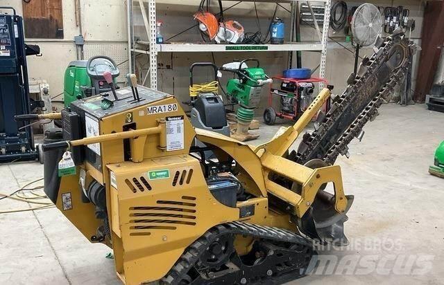 Vermeer RTX250 트렌처