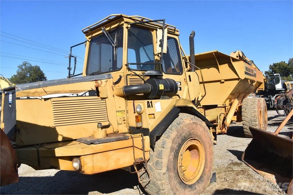Volvo A25 연결식 홀러