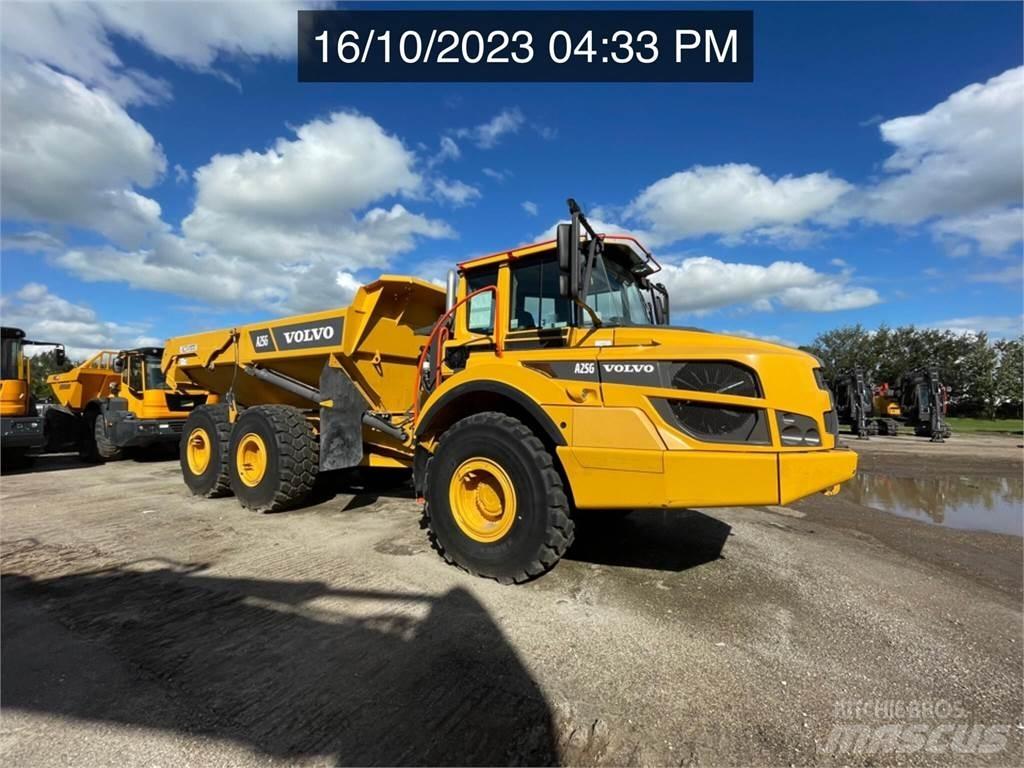 Volvo A25G 연결식 홀러
