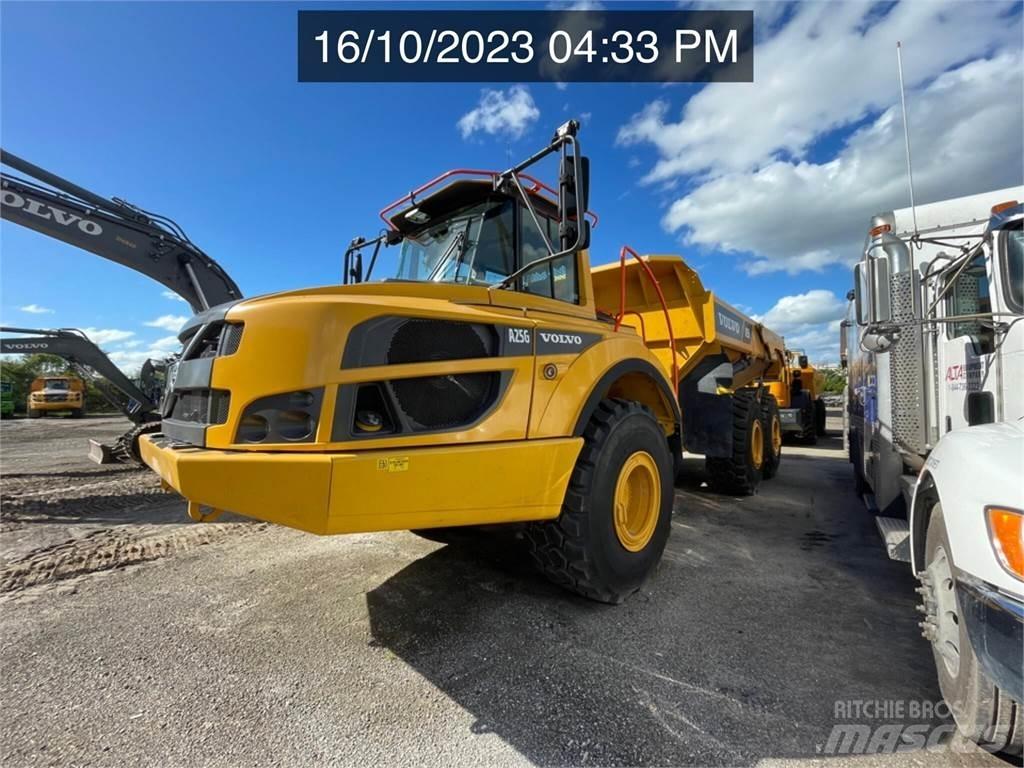 Volvo A25G 연결식 홀러