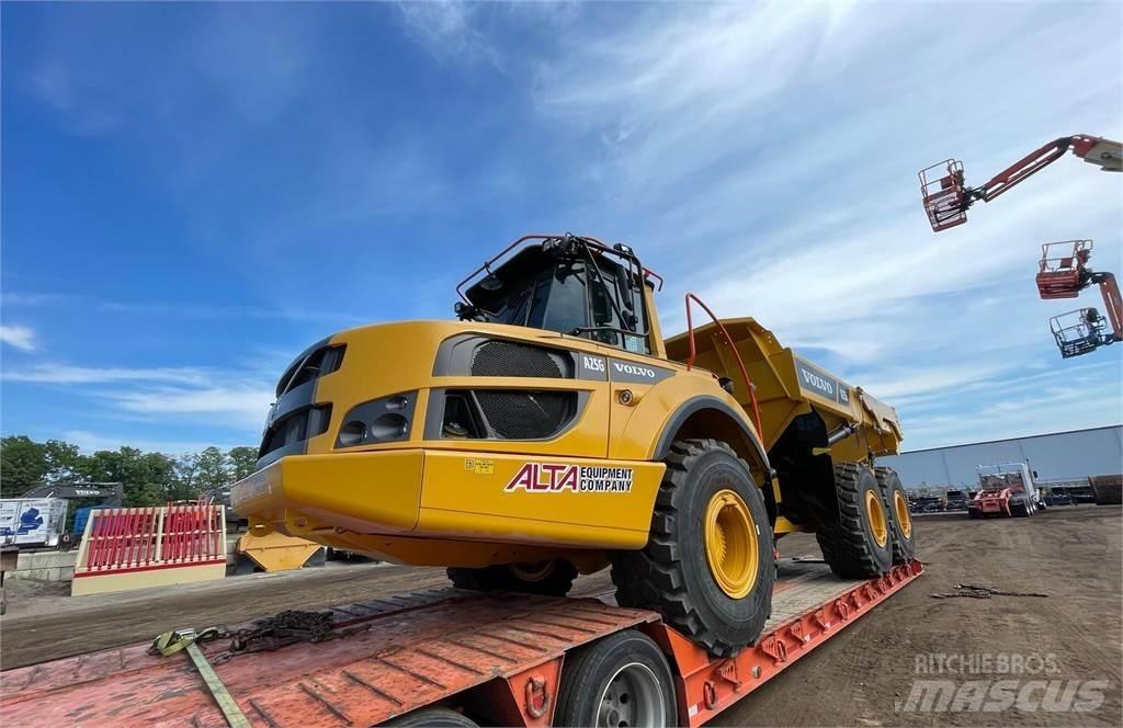 Volvo A25G 연결식 홀러