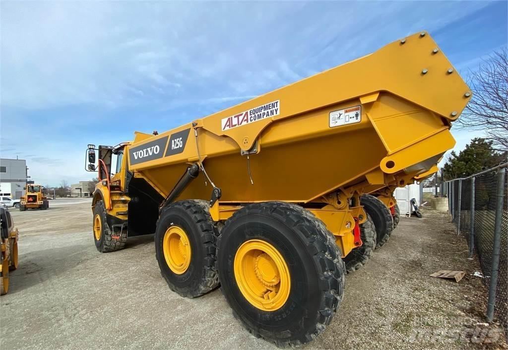 Volvo A25G 연결식 홀러