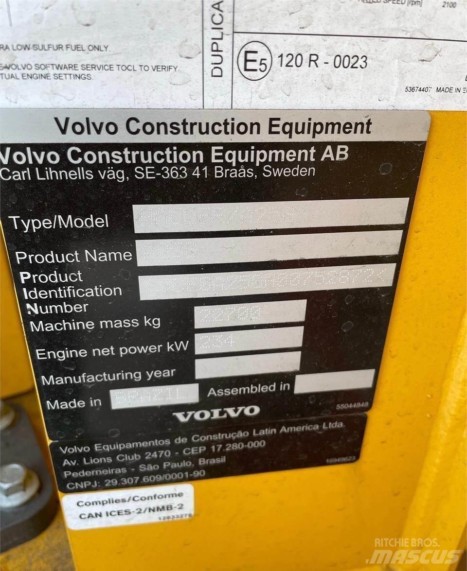Volvo A25G 연결식 홀러