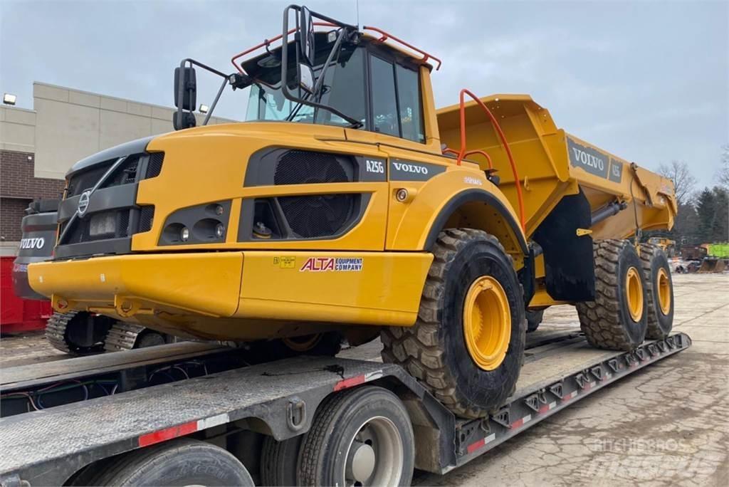 Volvo A25G 연결식 홀러