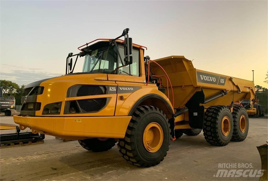 Volvo A25G 연결식 홀러