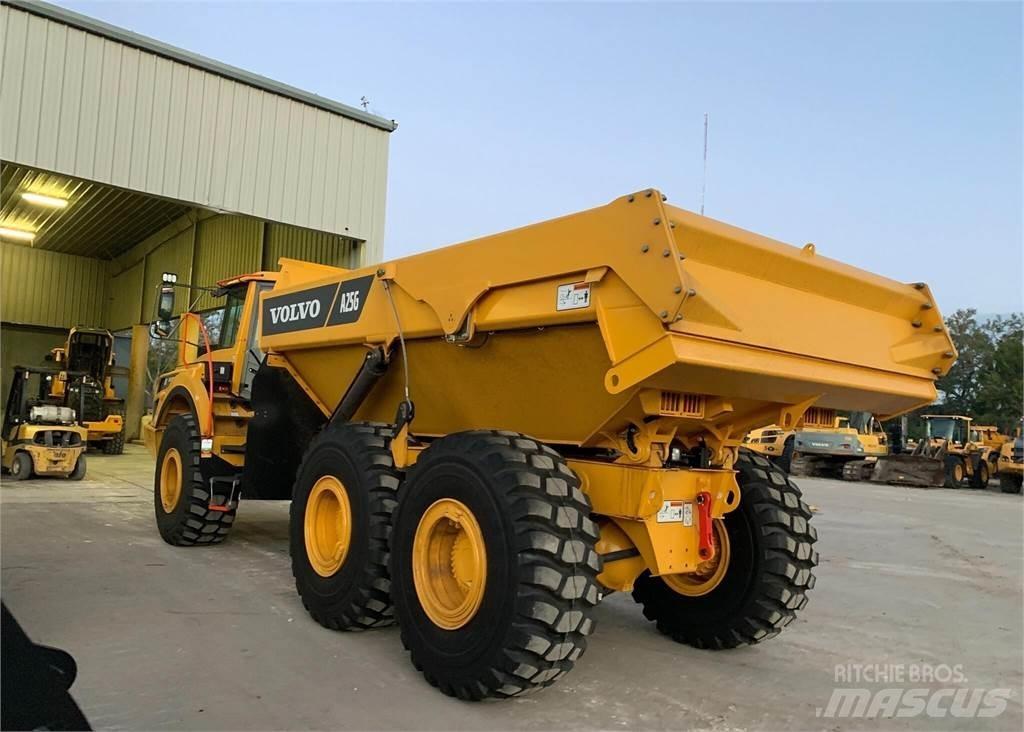 Volvo A25G 연결식 홀러