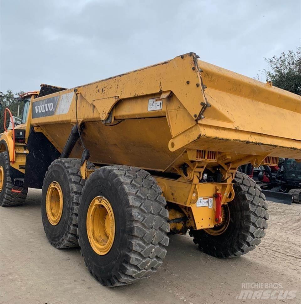 Volvo A25G 연결식 홀러