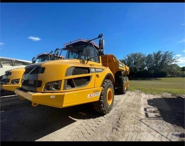 Volvo A25G 연결식 홀러