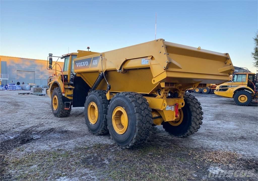 Volvo A25G 연결식 홀러