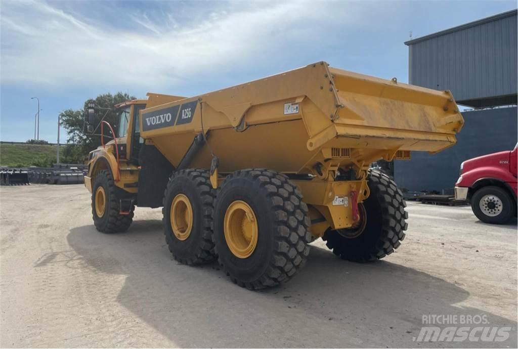 Volvo A25G 연결식 홀러