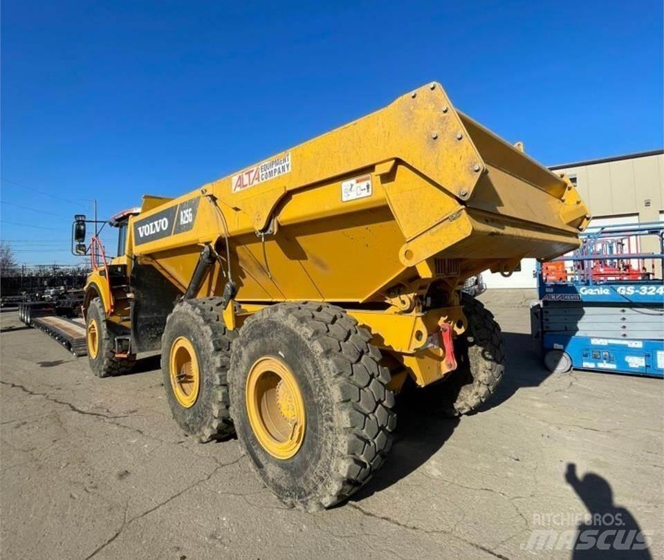 Volvo A25G 연결식 홀러