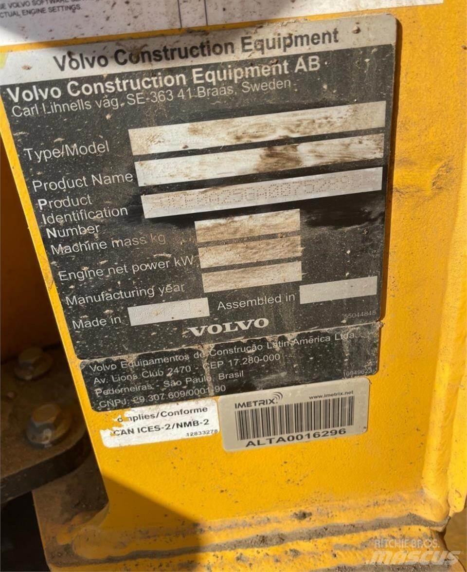 Volvo A25G 연결식 홀러